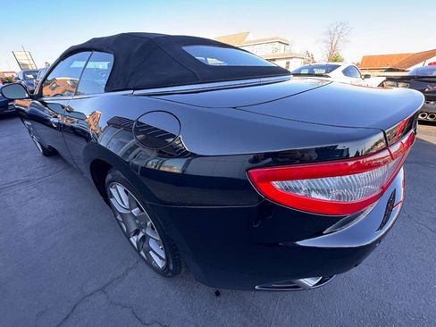 Used 2012 Maserati GranTurismo Convertible RWD image 17