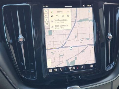 Used 2025 Volvo XC60 B5 Core image 5