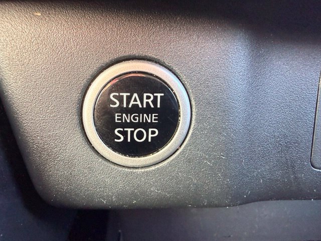 Used 2023 Nissan Rogue SV AWD/4WD image 21