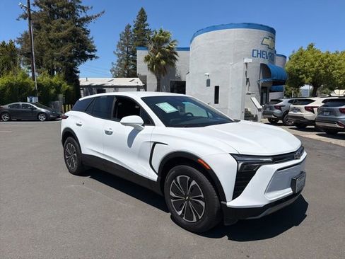 Used 2025 Chevrolet Blazer EV LT AWD/4WD image 1