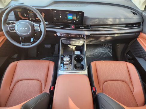 New 2026 Kia Carnival EX image 22