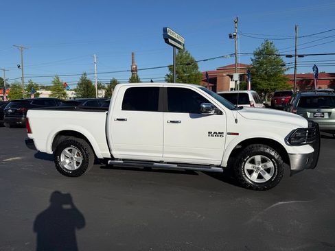 Used 2015 RAM 1500 Laramie AWD/4WD image 4