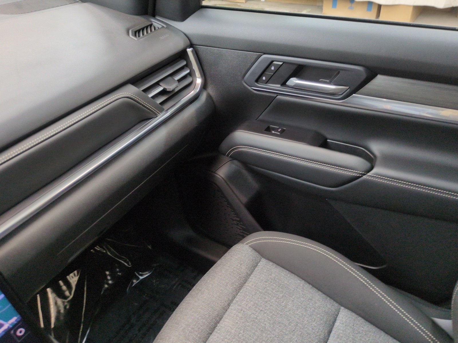 Used 2026 GMC Terrain Elevation AWD/4WD image 16