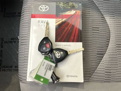 Used 2010 Toyota RAV4 2WD image 25