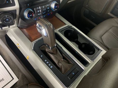 Used 2017 Ford F150 King Ranch w/ Equipment Group 601A Luxury AWD/4WD image 25
