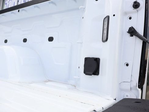New 2026 GMC Sierra 1500 Elevation AWD/4WD image 34