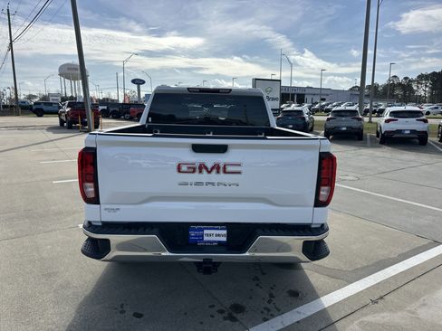 Used 2025 GMC Sierra 1500 Pro w/ Pro Value Package image 7