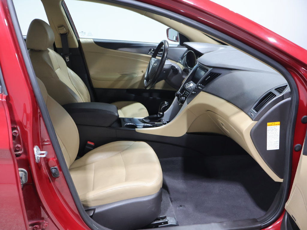 Used 2013 Hyundai Sonata Limited FWD image 22