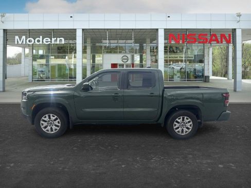 Certified 2023 Nissan Frontier SV w/ Technology Package AWD/4WD image 2