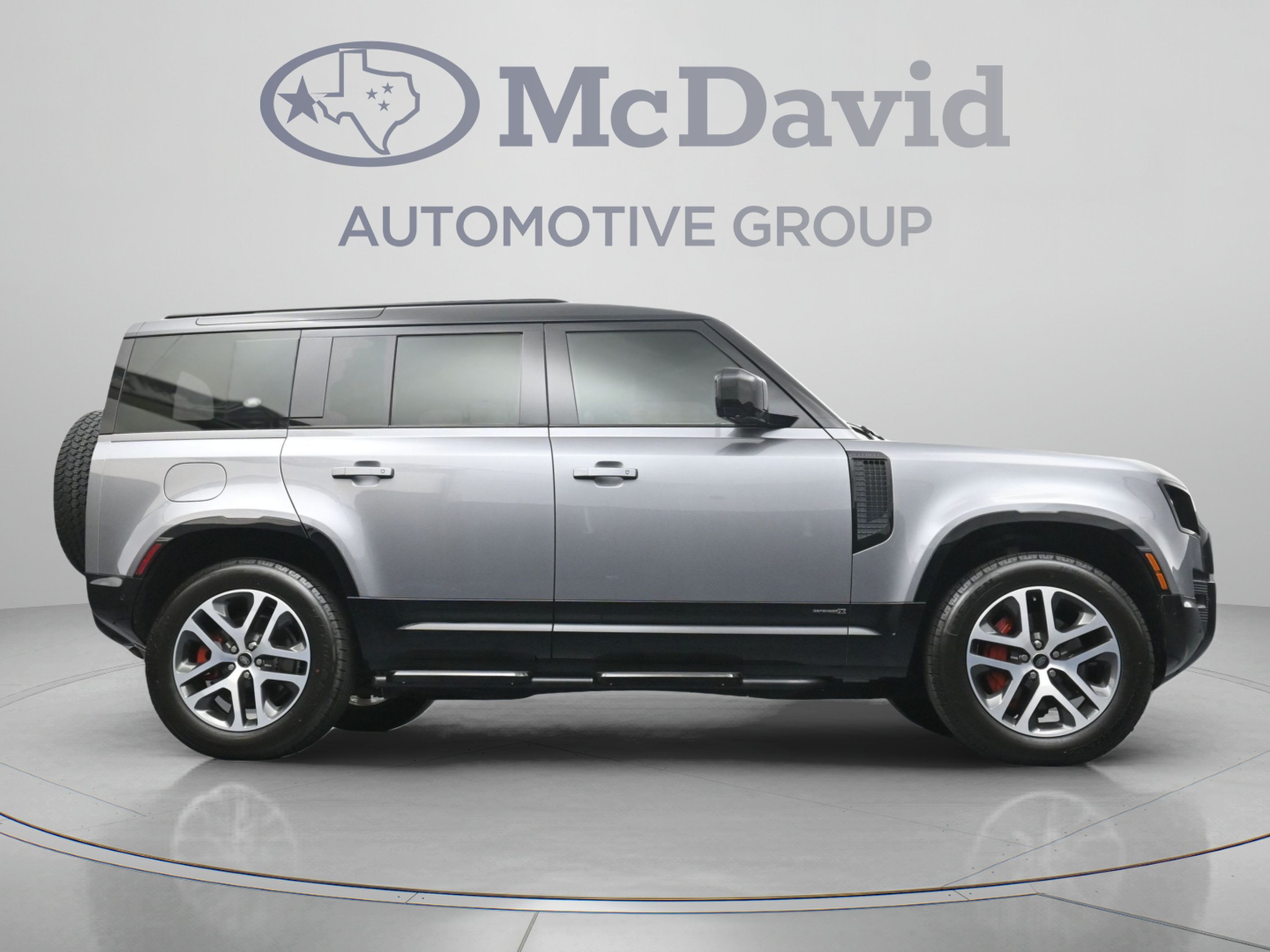 Used 2022 Land Rover Defender 110 X AWD/4WD image 32