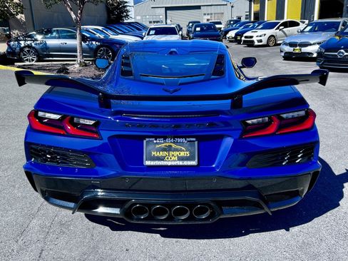 Used 2025 Chevrolet Corvette Z06 w/ Z07 Performance Package RWD image 7