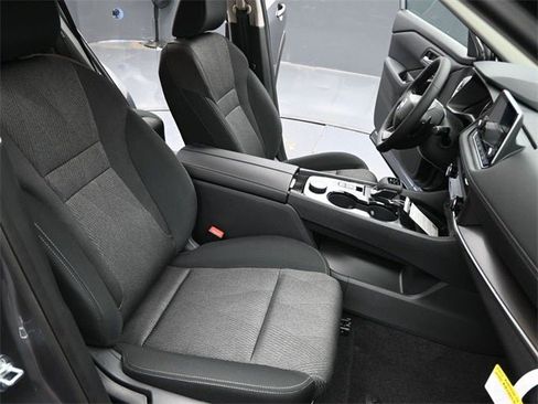 New 2026 Nissan Rogue SV image 27