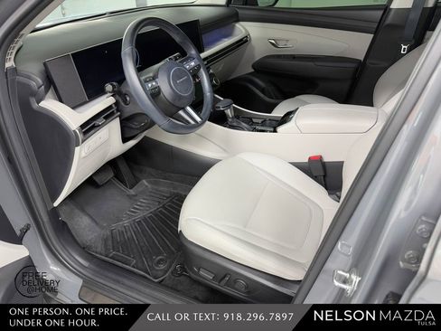 Used 2025 Hyundai Tucson SEL image 17
