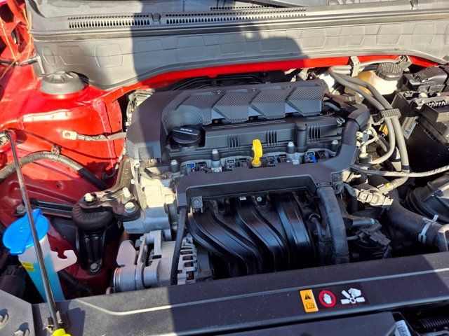 Used 2022 Hyundai Venue SEL FWD image 22