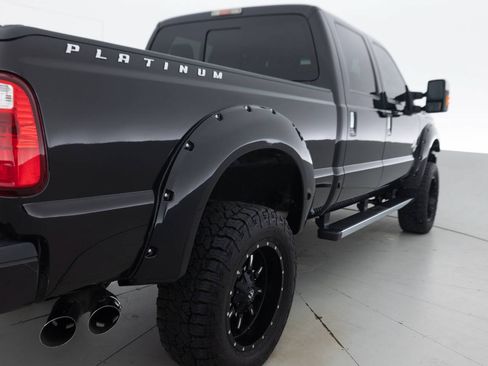 Used 2015 Ford F250 Platinum w/ FX4 Off-Road Package AWD/4WD image 14