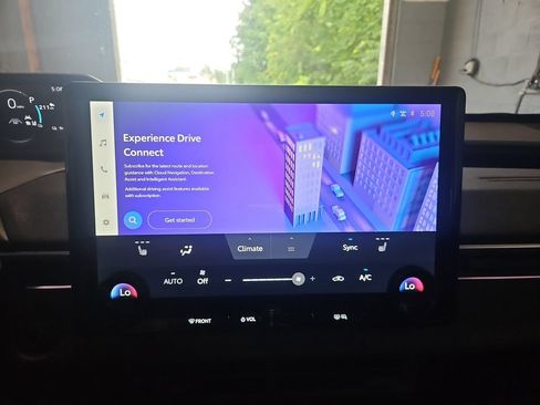 New 2026 Subaru Solterra AWD/4WD image 36