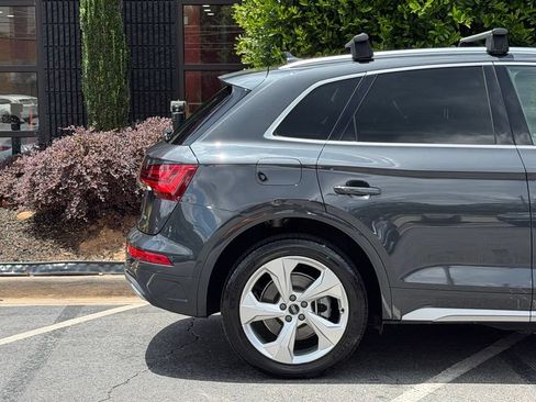 Used 2021 Audi Q5 2.0T Premium Plus w/ Premium Plus Package AWD/4WD image 22