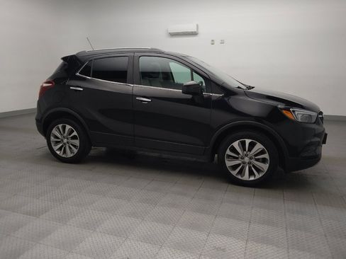 Used 2020 Buick Encore Preferred w/ Safety Package image 11