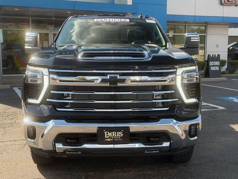 Used 2026 Chevrolet Silverado 3500 LTZ w/ LTZ Plus Package AWD/4WD image 2