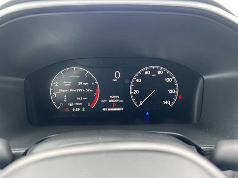 Used 2024 Honda CR-V LX image 11