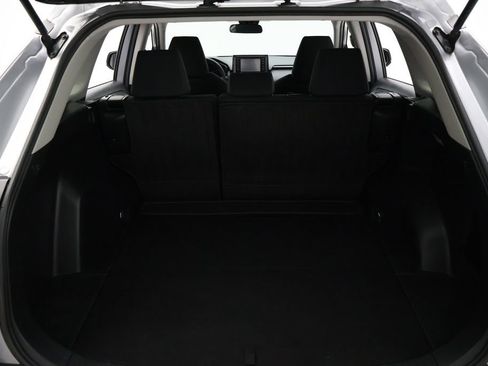 Certified 2021 Toyota RAV4 LE image 22