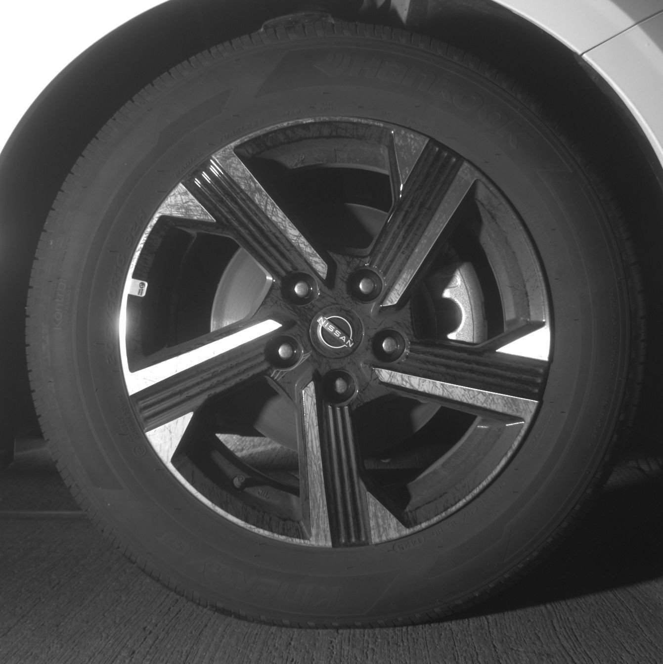 Used 2025 Nissan Sentra SV FWD image 15