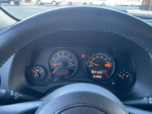 Used 2017 Jeep Patriot Latitude image 23