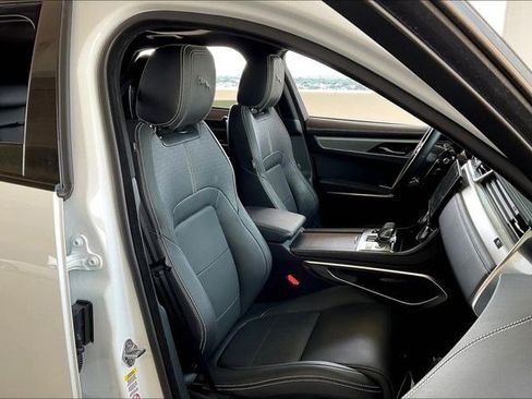 Used 2025 Jaguar F-PACE R-Dynamic S image 7