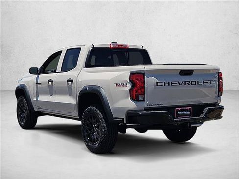 New 2026 Chevrolet Colorado Trail Boss w/ LPO, Hood Decal Package AWD/4WD image 9