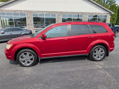 Used 2010 Dodge Journey SXT w/ Rear Seat Video Group FWD image 3