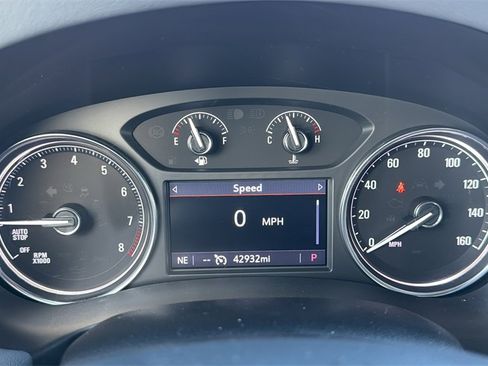 Used 2023 Buick Enclave Essence w/ Experience Buick Package image 21