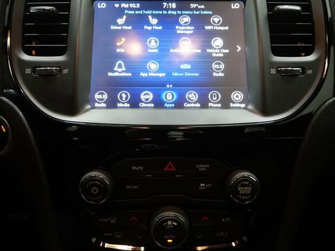 Certified 2019 Chrysler 300 S image 19