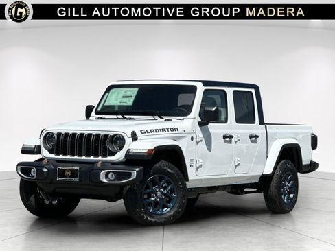 New 2026 Jeep Gladiator Sport AWD/4WD image 1