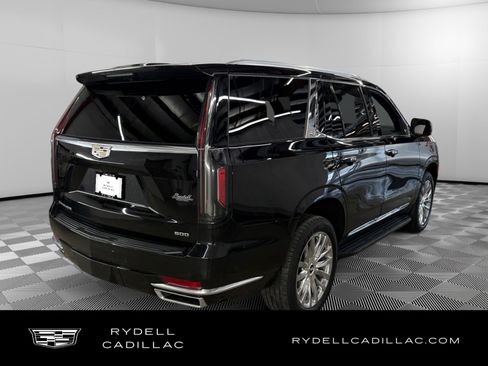 Used 2023 Cadillac Escalade Premium Luxury AWD/4WD image 5