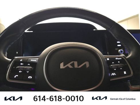 Used 2022 Kia Sorento SX Prestige w/ Rust Color Package image 23