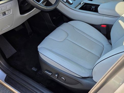 Used 2025 Hyundai Palisade SEL image 22