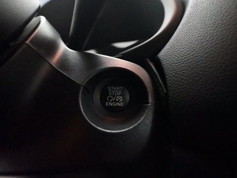 Used 2021 Jeep Renegade Limited image 30