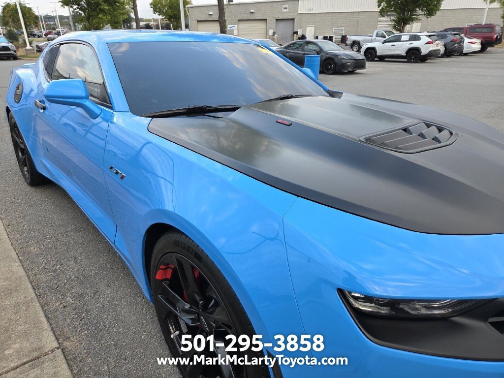 Used 2022 Chevrolet Camaro LT w/ RS Package RWD image 9