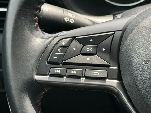 Used 2023 Nissan Sentra SR w/ Trunk Package FWD image 16