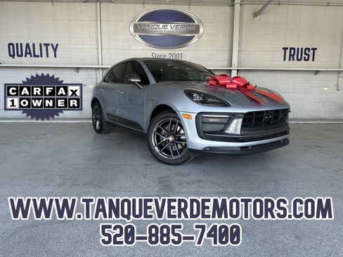 Used 2023 Porsche Macan Turbo image 1