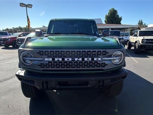 New 2025 Ford Bronco Badlands image 8