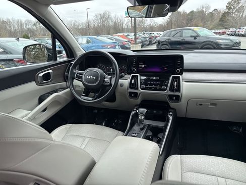 Used 2022 Kia Sorento S w/ Option Group 015 image 13