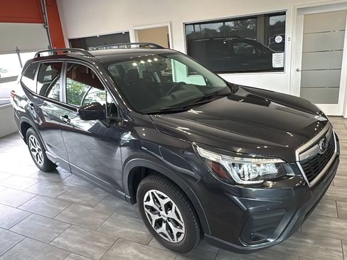 Used 2019 Subaru Forester Premium w/ Popular Package #1 AWD/4WD image 15