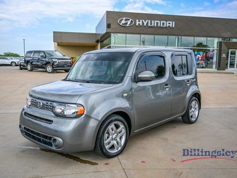 Used 2011 Nissan Cube 1.8 SL w/ SL Preferred Pkg FWD image 1
