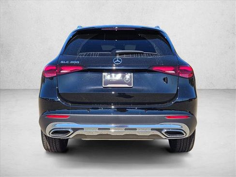 Used 2026 Mercedes-Benz GLC 300 image 8