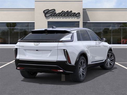 New 2026 Cadillac Lyriq Premium Luxury image 4