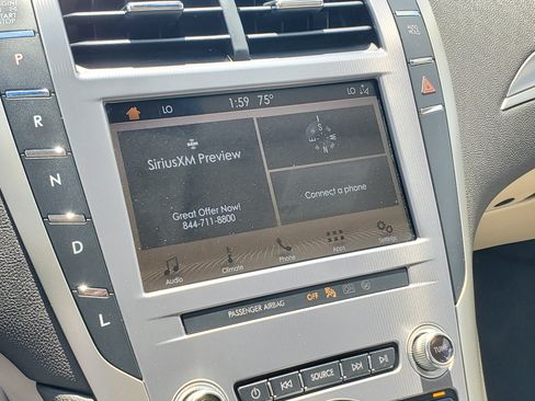 Used 2019 Lincoln MKZ Premiere FWD image 16