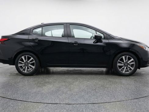 Used 2025 Nissan Versa SV image 11