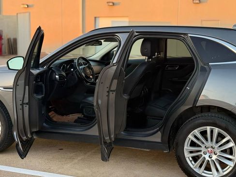 Used 2018 Jaguar F-PACE Prestige AWD/4WD image 12