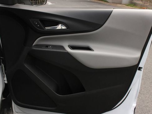 Used 2019 Chevrolet Equinox LT AWD/4WD image 28